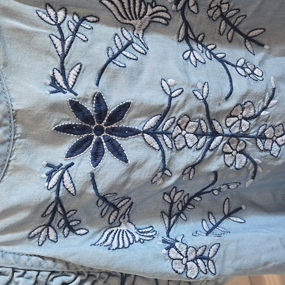 Blue Rain Embroidered Chambray Womans Top Festival Cottagecore Humming Bird - Picture 6 of 8